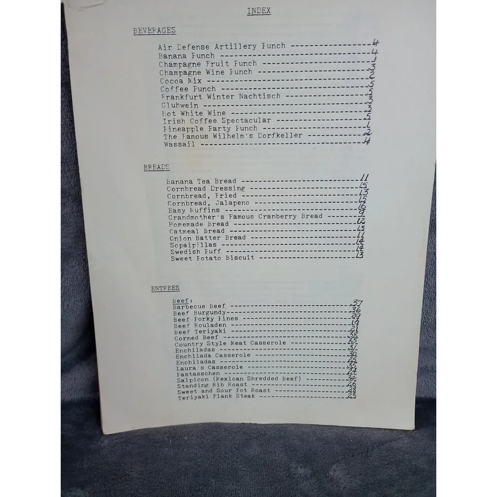 V Corps Wives Club Frankfurt, Germany Cookbook 1979 Terrace‎ Club US Army